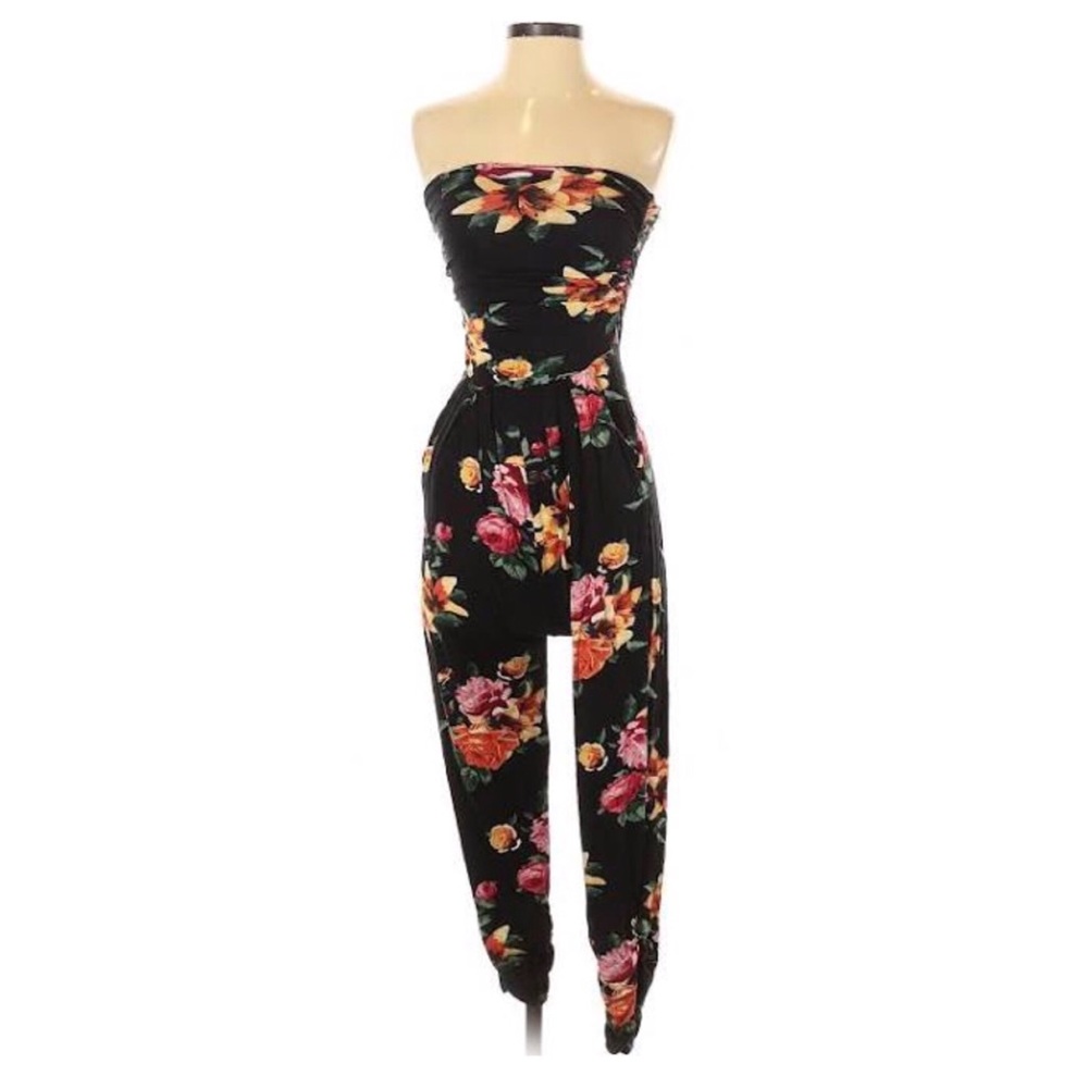 Heart ❤️ Hips Size Medium